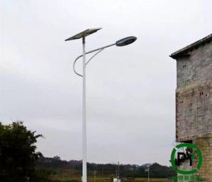 農村裝太陽能路燈要手動調節亮燈時間嗎